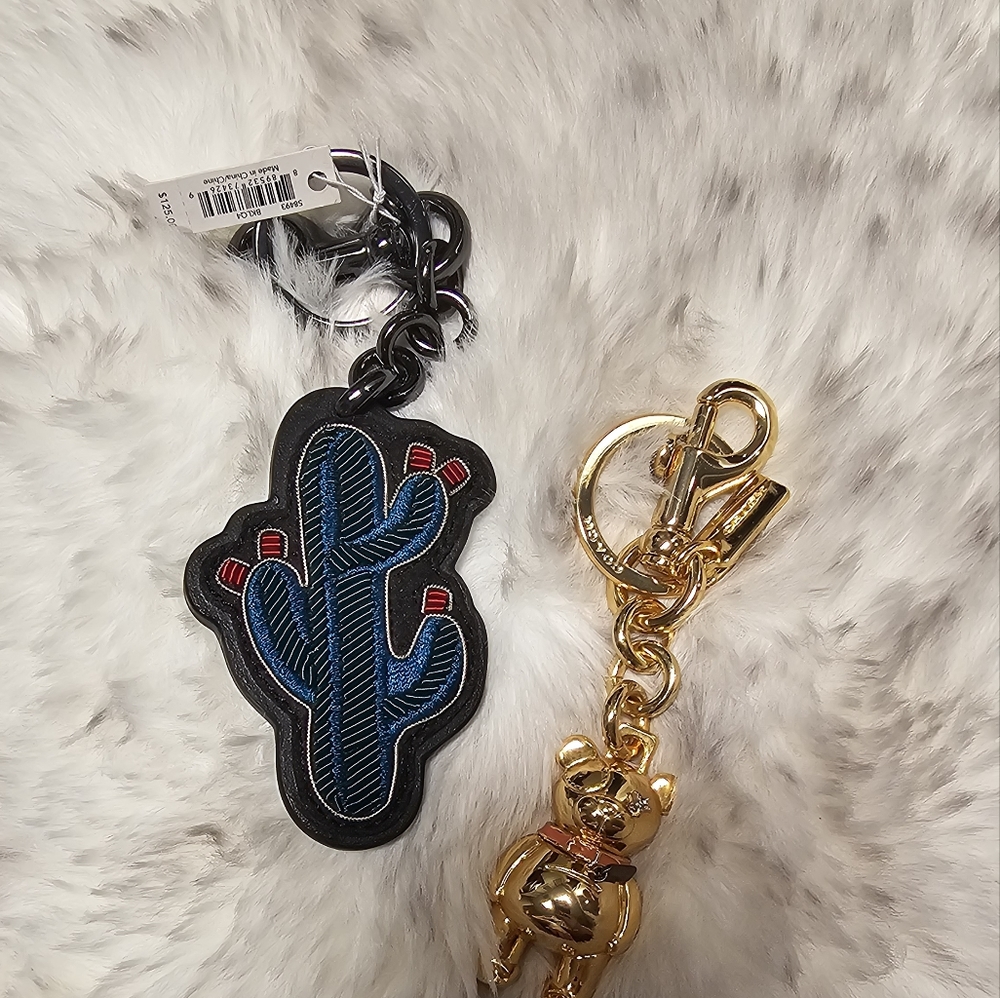 Coach Keychain set - Picture 3 of 7